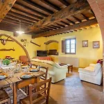 Villa Podere Belvedere *