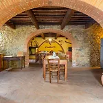 Villa Podere Belvedere *